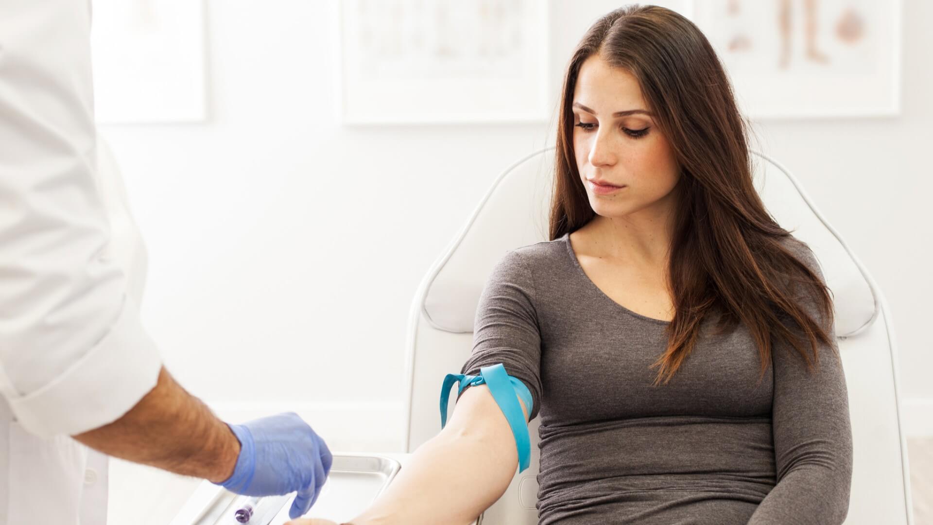 Saiba o que é anemia falciforme, quais os sintomas e o tratamento