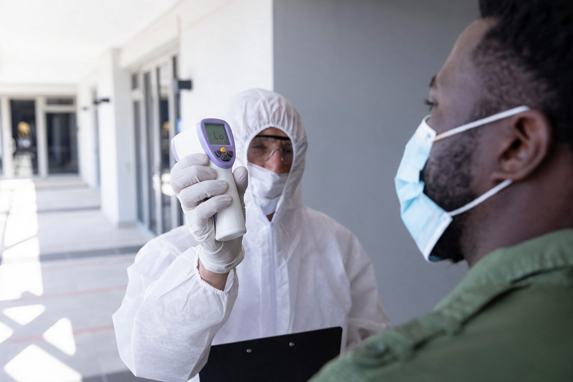 Ebola: panorama atual, manifestações clínicas e perspectivas