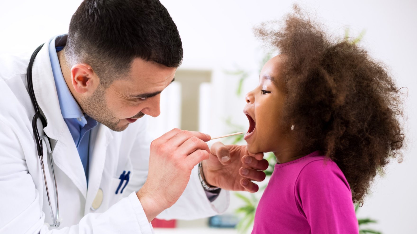 Qual é a importância da consulta com pediatra? Entenda!