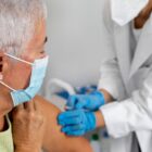 Qual a importância da vacina da gripe em idosos?