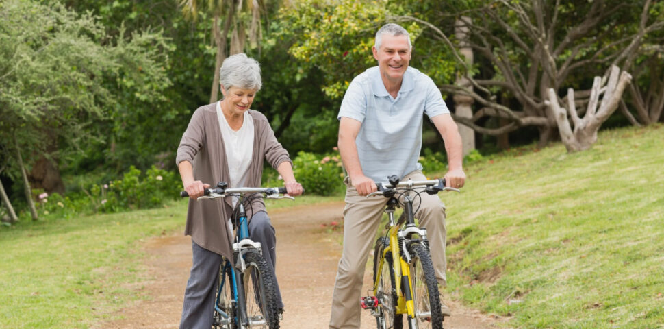 Como andar de bicicleta pode ajudar na prevenção do Alzheimer